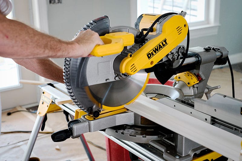 How to Use Miter Saw in an Efficient Way